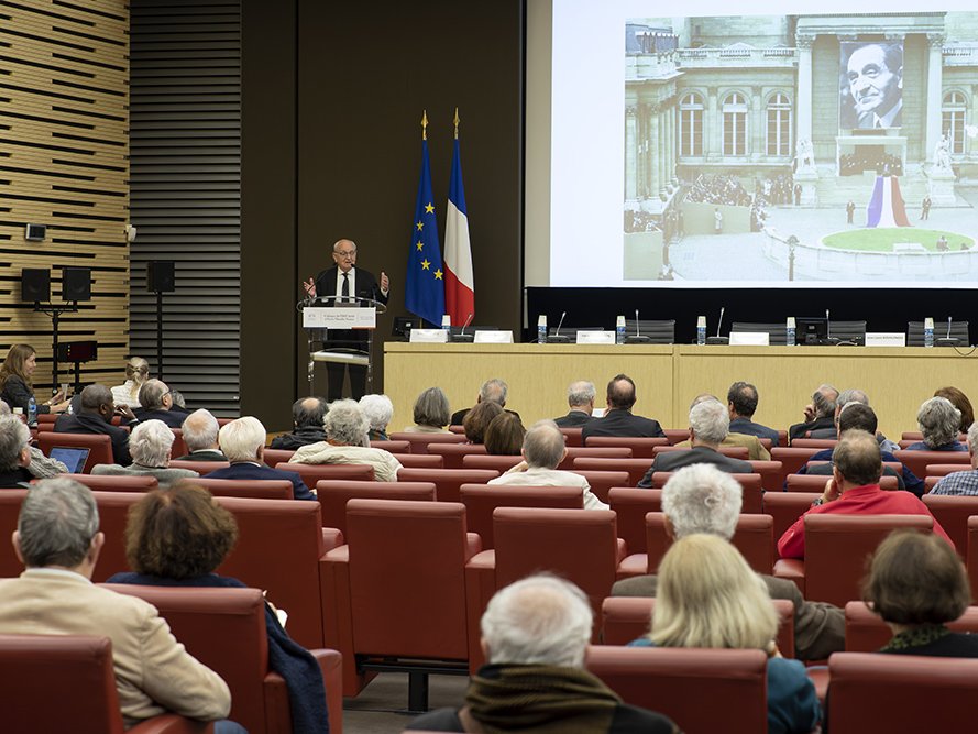 <strong>Ouverture du colloque par M. François LONCLE</strong> • photo : Rémy SALAÜN <small>© IPMF</small>