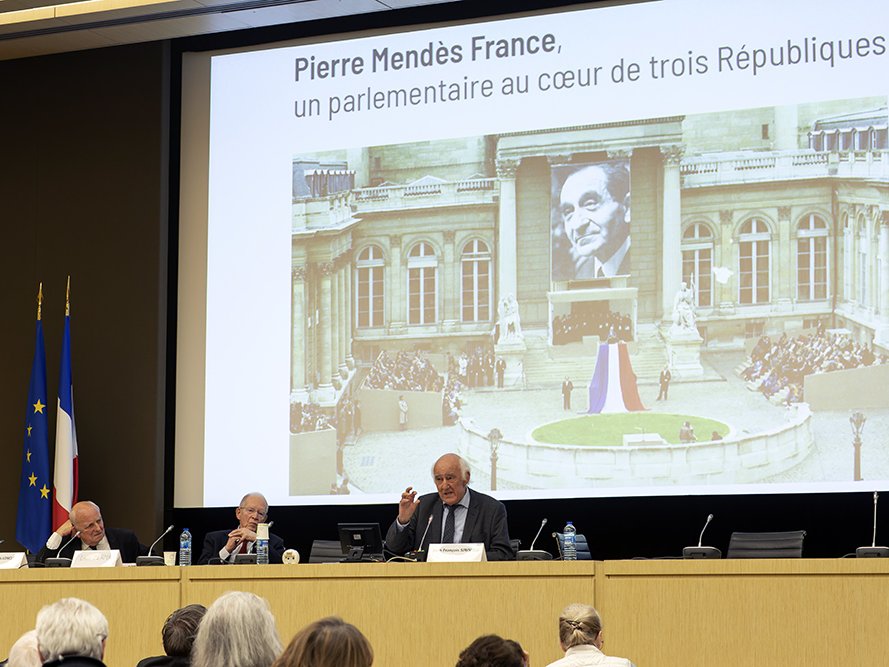 <strong>Conclusions par M. Jean-François SIRINELLI</strong> • photo : Rémy SALAÜN <small>© IPMF</small>