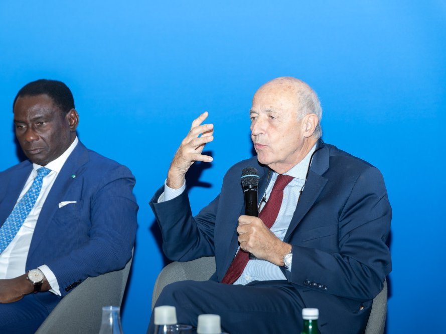 <strong>Table ronde N°2 - Intervention de Jean-Hervé Lorenzi</strong> <small>© IPMF</small>